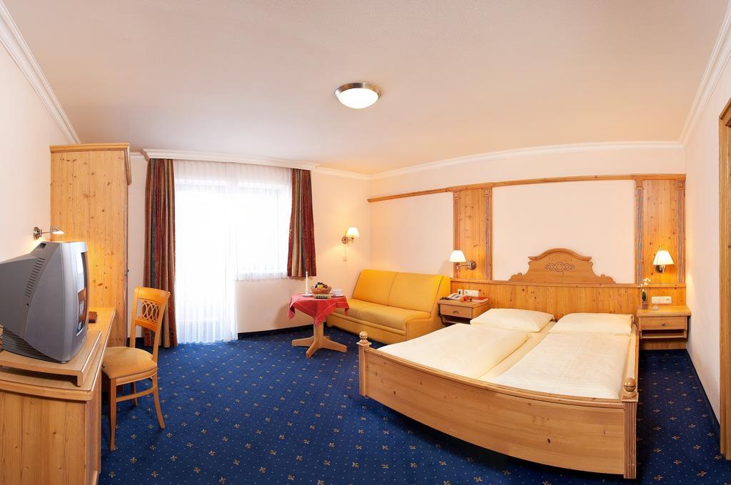 Hotel Schoerhof Saalfelden Rom bilde